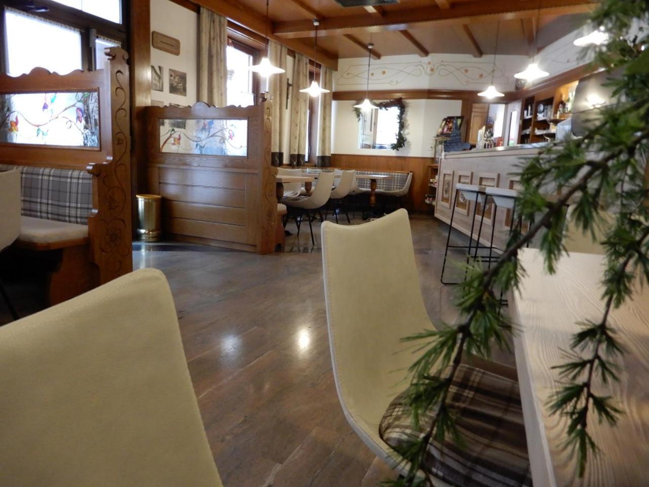 Hotel Al Cervo Tesero Kültér fotó